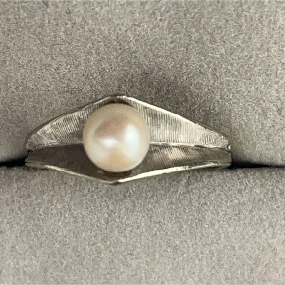 VTG Pearl 14k White Gold Ring Solitaire Alternative engagement ring 5.25 - Picture 3 of 15
